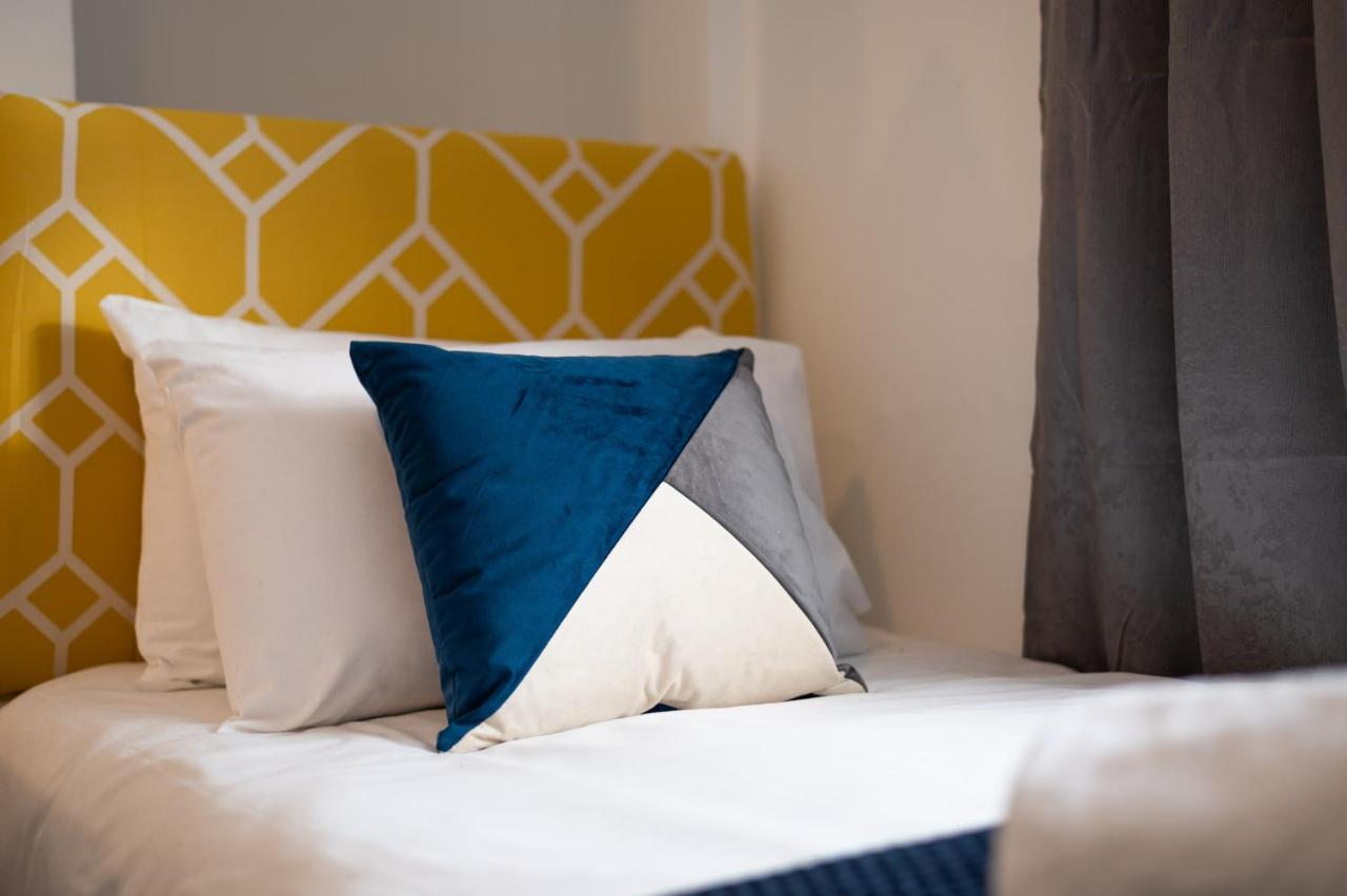City Centre, Parking, Smart Tv'S In All Rooms Swansea Exterior foto